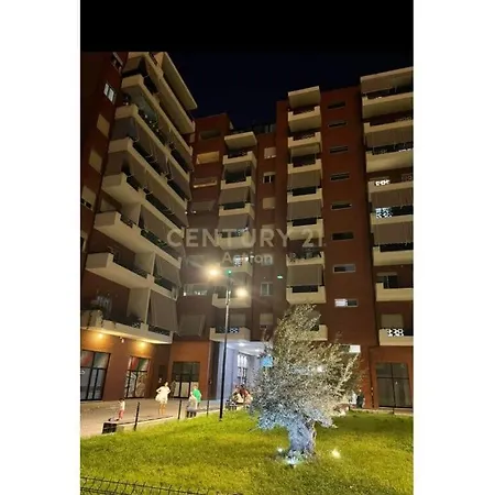 Sweet 1 * Tirana